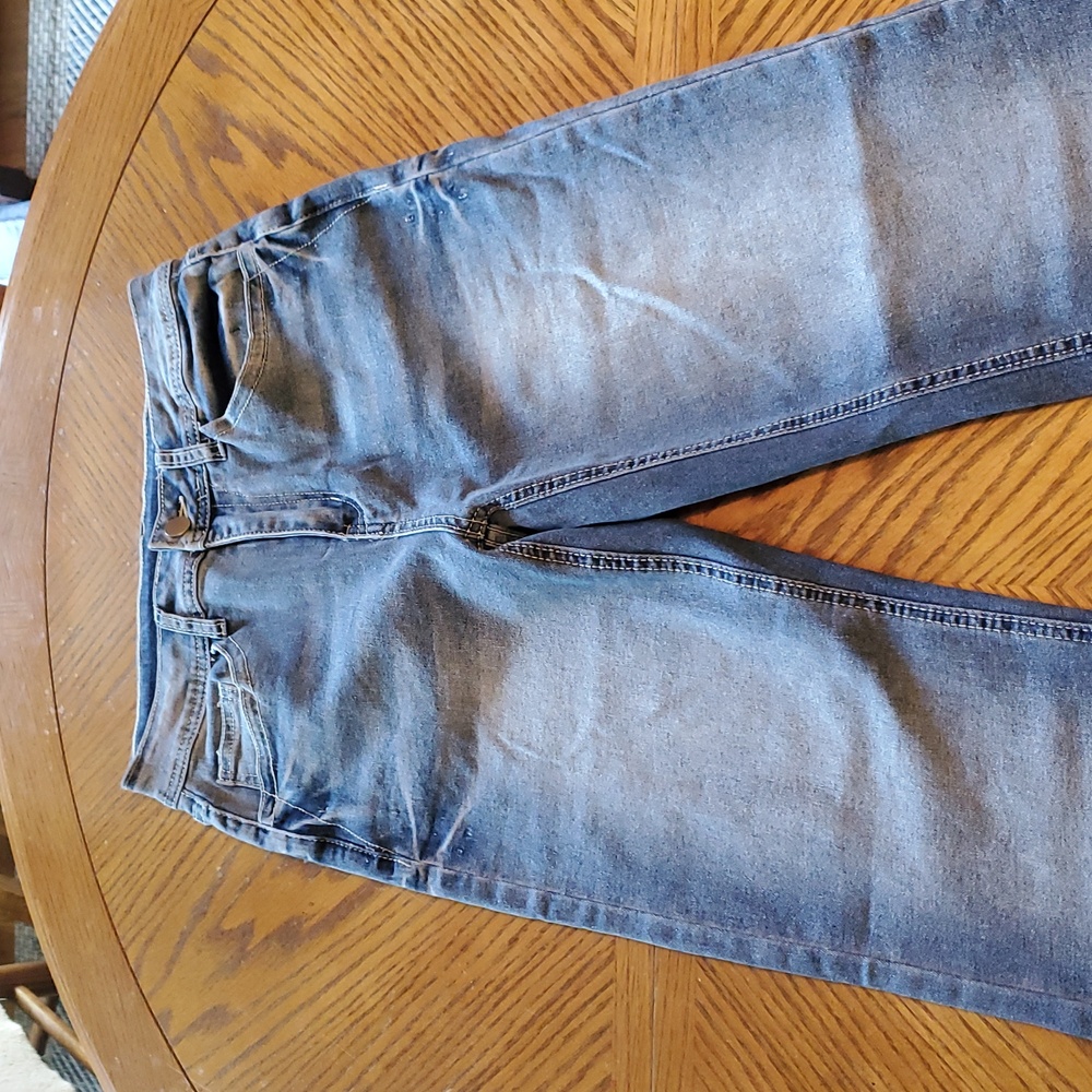 New Jeans - Picture 4 of 10